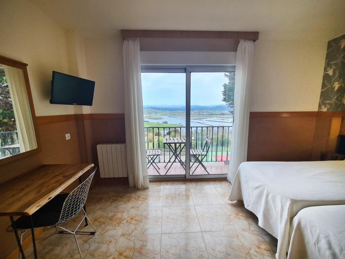 Hotel Ria De Suances Buitenkant foto