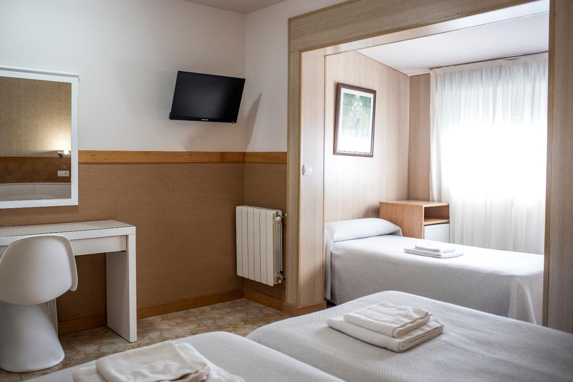 Hotel Ria De Suances Buitenkant foto